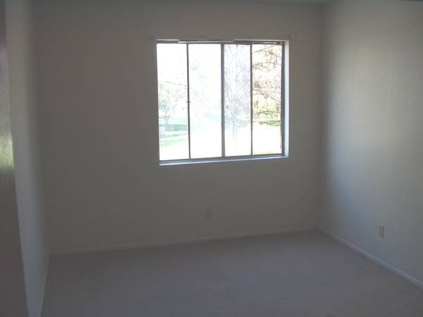 Apartments on S. 5th St · San Jose photo 3