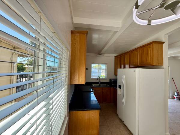 2BR/1BA Duplex on Bradford Way - D · San Jose photo 4