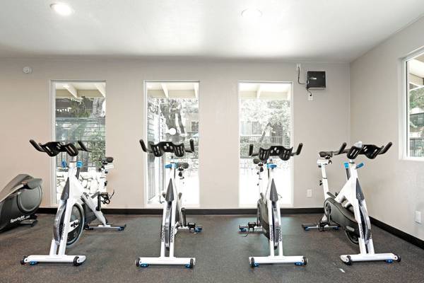Pinecrest Apartments photo 3