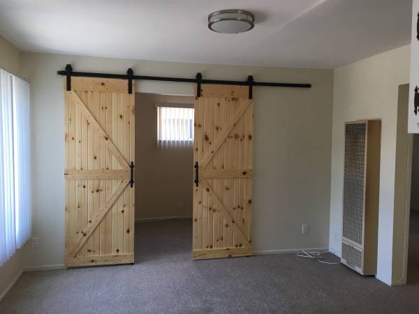2BR/1BA Apartment on Roosevelt Ave. · Berkeley photo 5