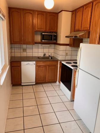 1BR/1BA Apartment on Northpoint Street · San Francisco photo 3