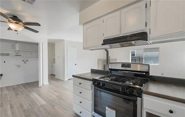 1BR/1BA Apartment · Pleasanton photo 3