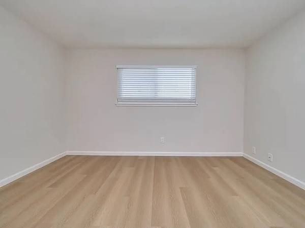 2BR/1BA Apartment on 150th Ave · San Leandro photo 5