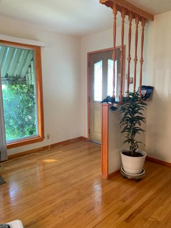 3BR/2BA Single Family House · San Leandro photo 2