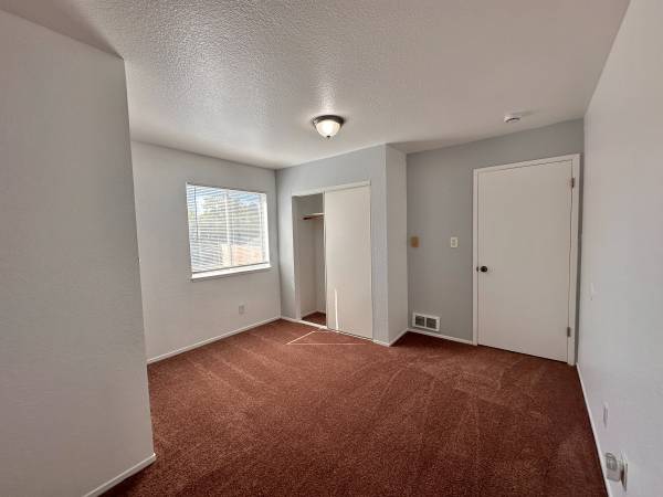 3BR/1BA Apartment on High St · Oakland photo 5