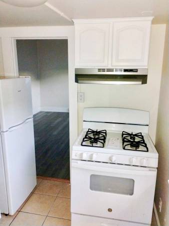 1BR/1BA Duplex · Vallejo photo 3