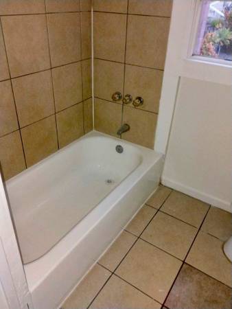1BR/1BA Duplex · Vallejo photo 5