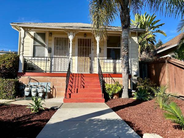 1BR/1BA Duplex · Vallejo photo 2