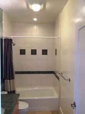 2BR/2BA Apartment on De Haro St · San Francisco photo 5