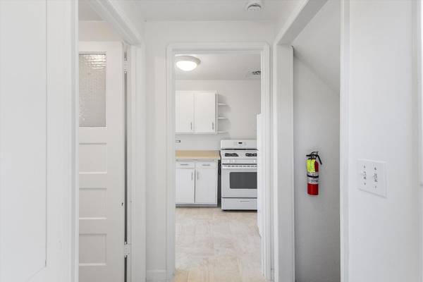 1BR/1BA Apartment on Santa Clara Ave F · Alameda photo 4