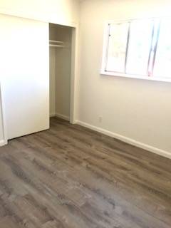 2BR/1BA Duplex · Oakland photo 4