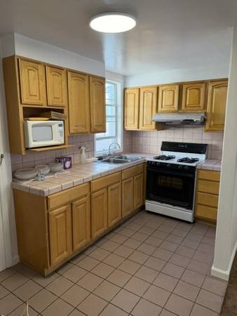 3BR/2BA Apartment on 20th St · San Francisco photo 3