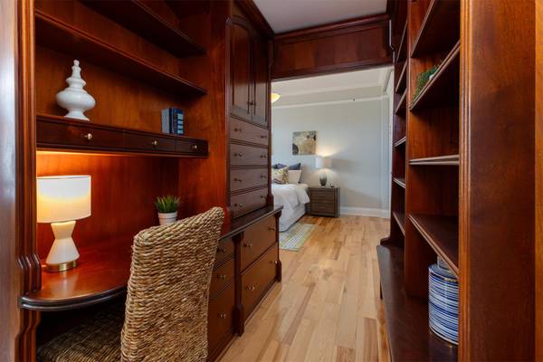 1BR/1BA Condo on High St · Santa Cruz photo 3