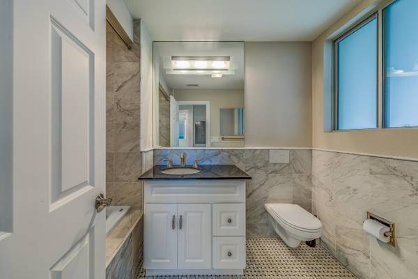 1BR/1BA Condo on W Cliff Dr · Santa Cruz photo 5