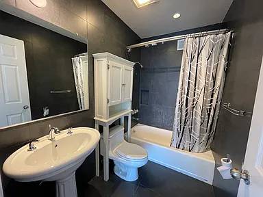 1BR/1BA In Law Adu on Dwight St · San Francisco photo 3