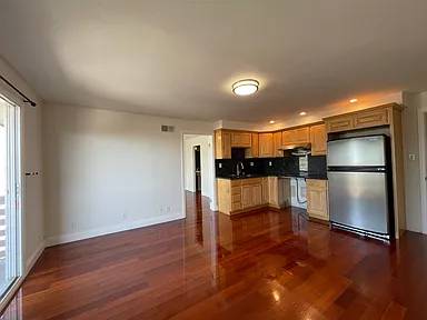 1BR/1BA In Law Adu on Dwight St · San Francisco photo 5