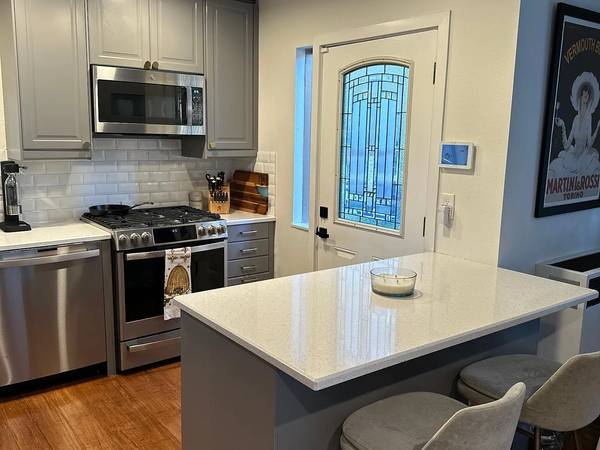 2BR/2BA Single Family House on W Richmond Ave · Richmond photo 4