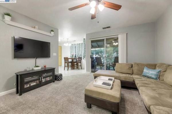 342 Chris Common Livermore, CA 94550 photo 3
