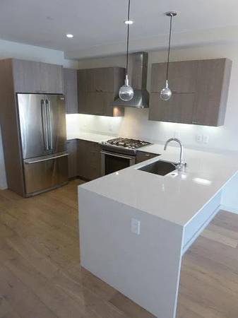 Apartments on Harrison St · San Francisco photo 5