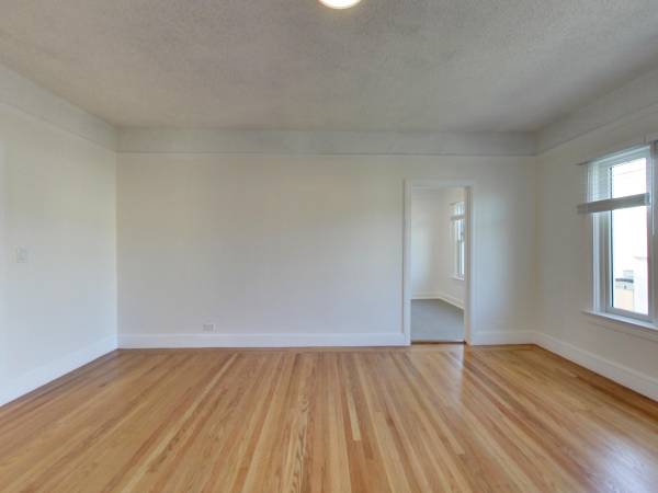 0BR/1BA Apartment on Capra Way 11 · San Francisco photo 3