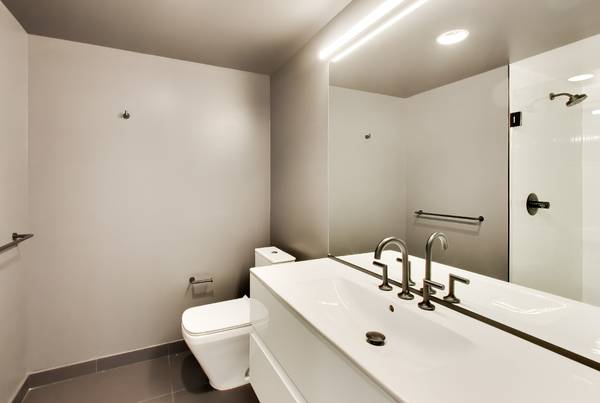 2BR/2BA Apartment · San Francisco photo 4