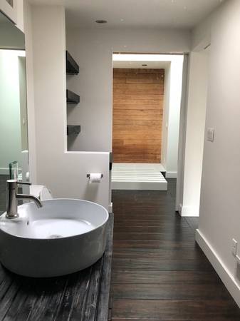 2BR/1BA Apartment · San Francisco photo 3