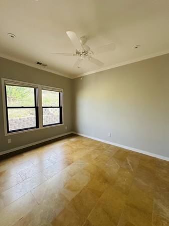 2BR/1BA Apartment · Petaluma photo 5
