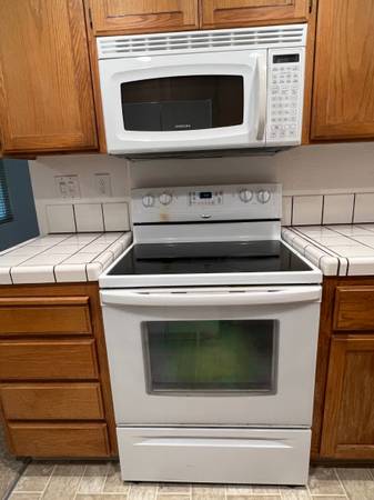 3BR/2BA Condo on Rose Ave · Pleasanton photo 4