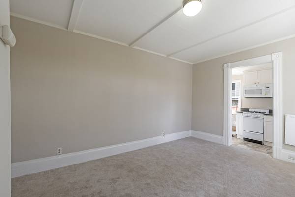 0BR/1BA Apartment on Minturn St · Alameda photo 2