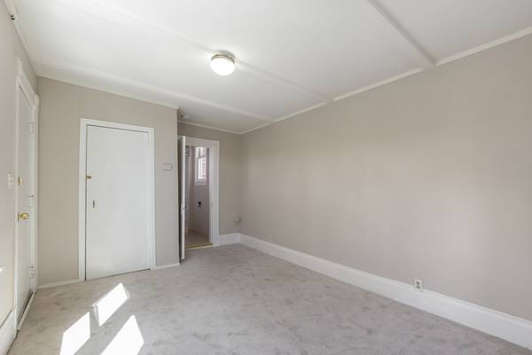 0BR/1BA Apartment on Minturn St · Alameda photo 4