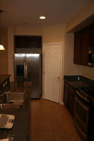 2BR/2BA Apartment · Dublin photo 4