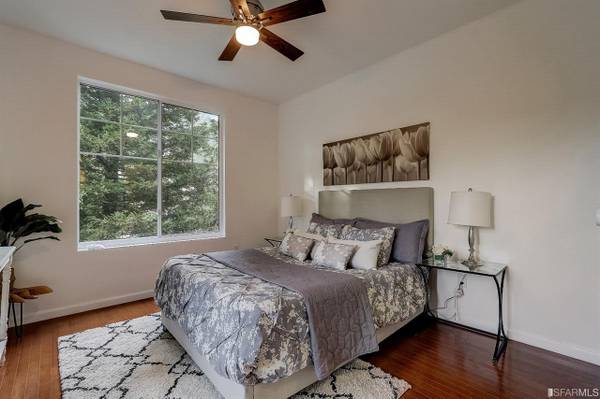 1BR/1BA Condo · Oakland photo 2