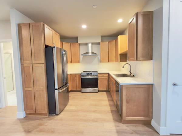 1BR/1BA Condo · Hollister photo 5