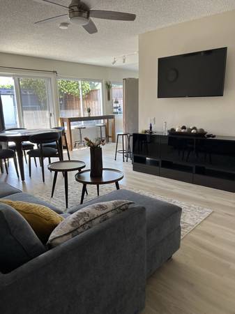 2105 Corte Primavera Santa Clara, CA 95054 photo 2