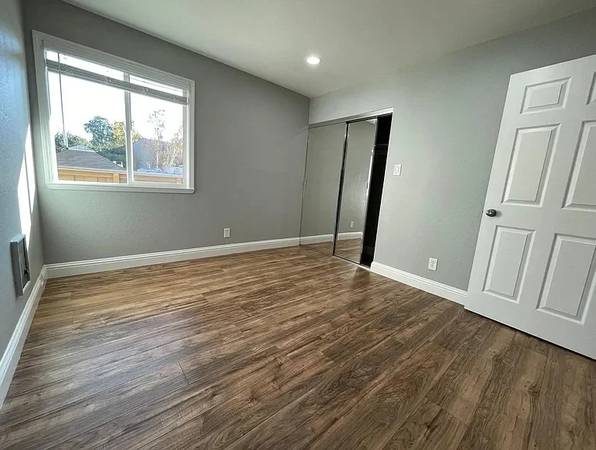 410 Auburn Way San Jose, CA 95129 photo 2