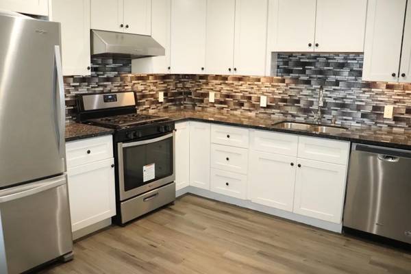2BR/1BA Loft on Alpha St · San Francisco photo 5