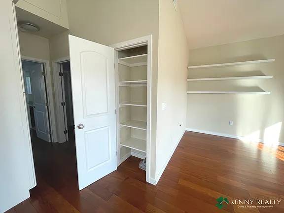 1BR/1BA Apartment · Daly City photo 2