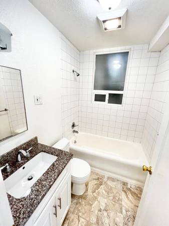0BR/1BA Apartment · San Francisco photo 2