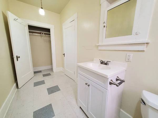 1BR/1BA Apartment · Santa Rosa photo 4