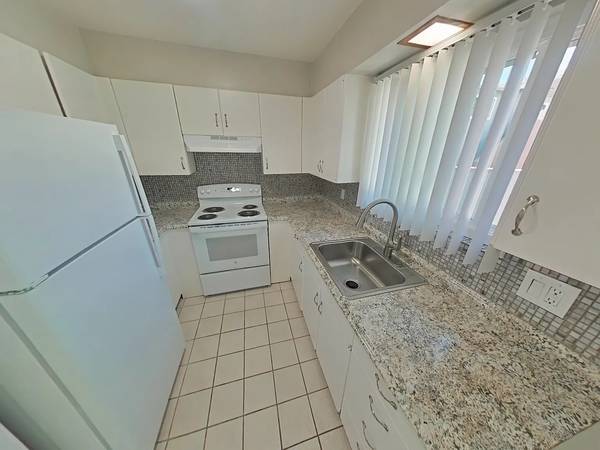 1533-35 Pearl Street photo 4