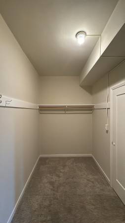 1BR/1BA Apartment on Van Neess · San Francisco photo 4