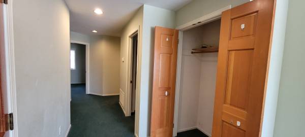 4BR/2BA Apartment on Cherry · Berkeley photo 4