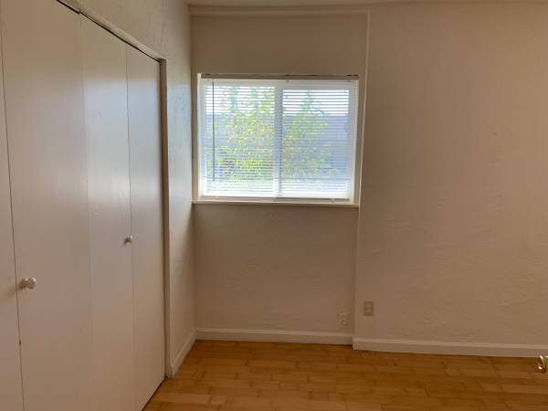 2BR/1BA Apartment · Richmond photo 2