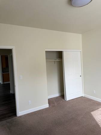 2BR/1BA Apartment on Prospect Avenue · Santa Rosa photo 4