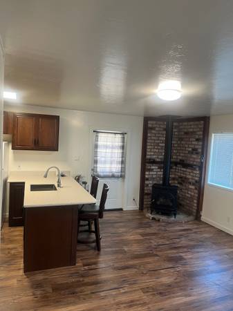 1BR/1BA Single Family House on Valley Ford Rd · Valley Ford photo 4