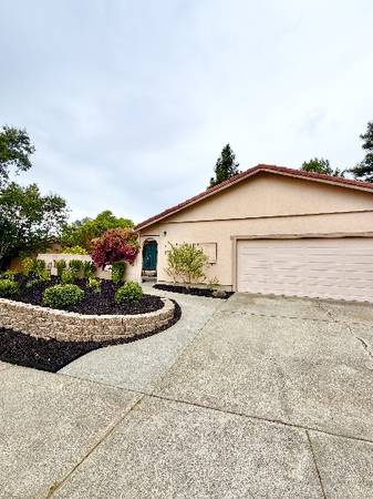 5427 Yerba Buena Rd Santa Rosa, CA 95409 photo 2