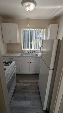 0BR/1BA Apartment on San Carlos Ave · Hayward photo 3