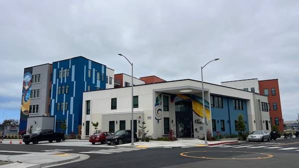 0BR/1BA Apartment · Oakland