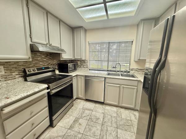 3BR/2BA Condo · San Jose photo 5