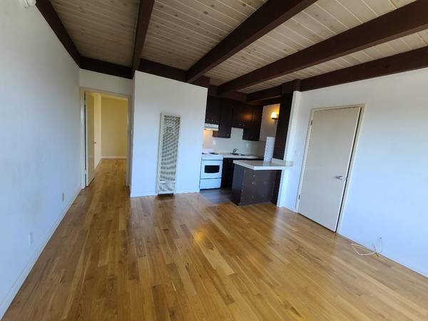 1BR/1BA Apartment on Elizabeth St Apt. 11 · San Francisco photo 4